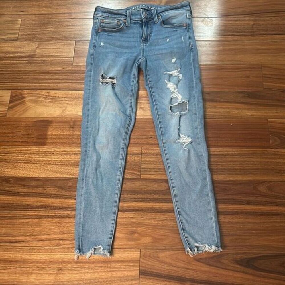 American eagle next level stretch jegging light wash distressed woman's‎ 2 short